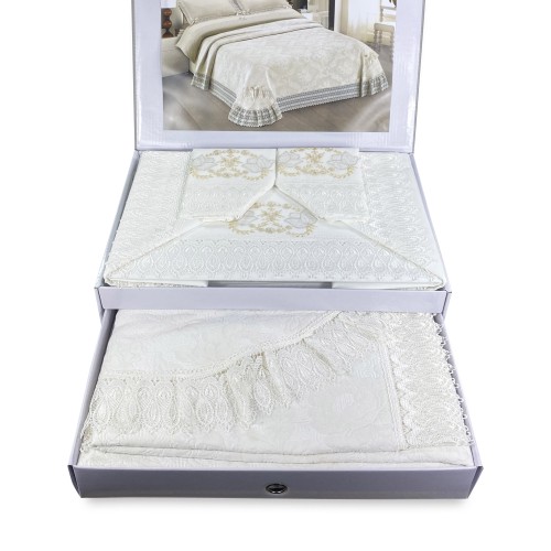 GRETA SATCHEL BOX WITH MACRAMÉ LACE EMBROIDERED CREAM DOUBLE BED SHEET AND BEDSPREAD BRIDAL IDEA