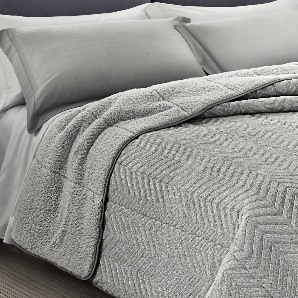 QUILT in Soft Faux Fur SPIKE Grey 2 Doubles Double