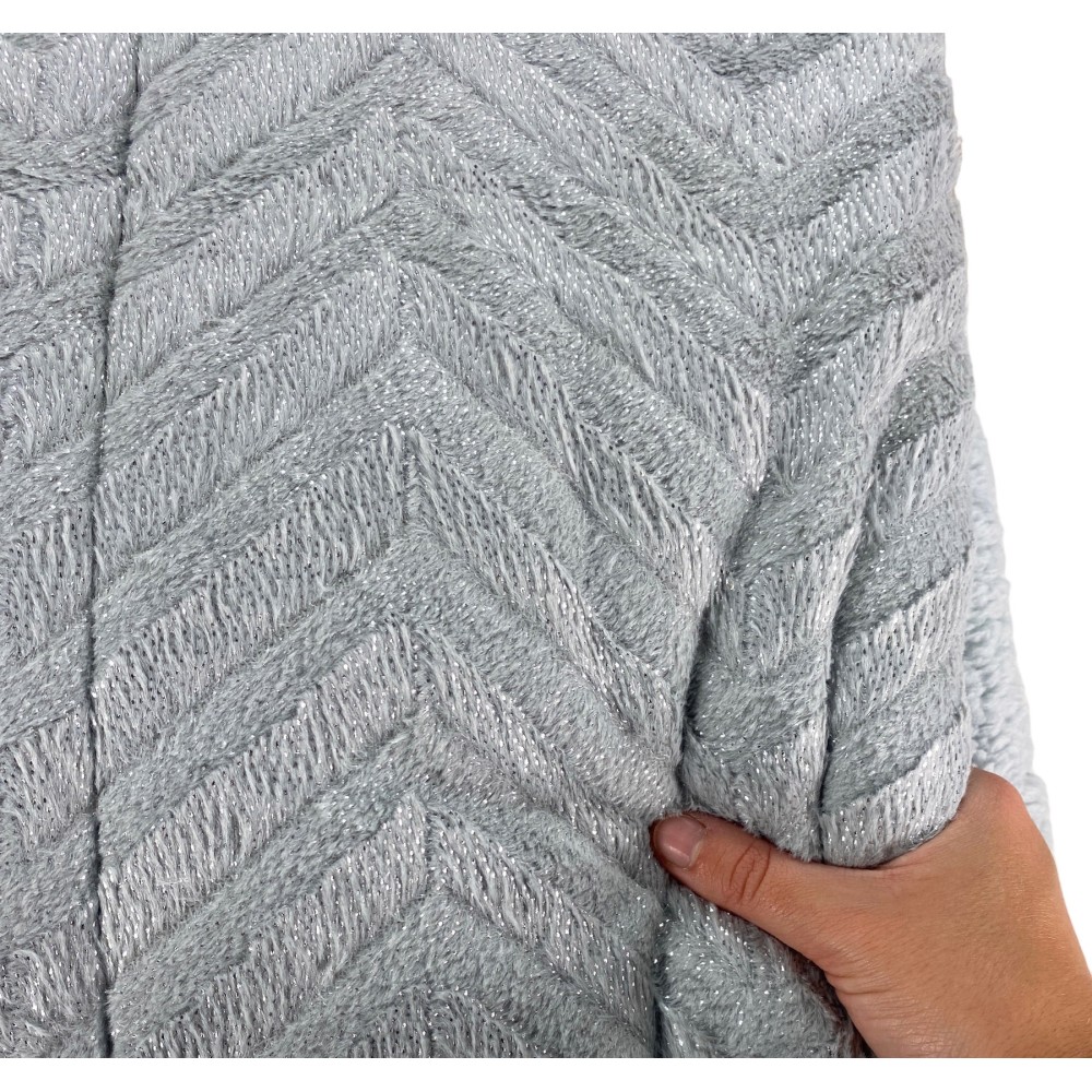 QUILT in Soft Faux Fur SPIKE Grey 2 Doubles Double