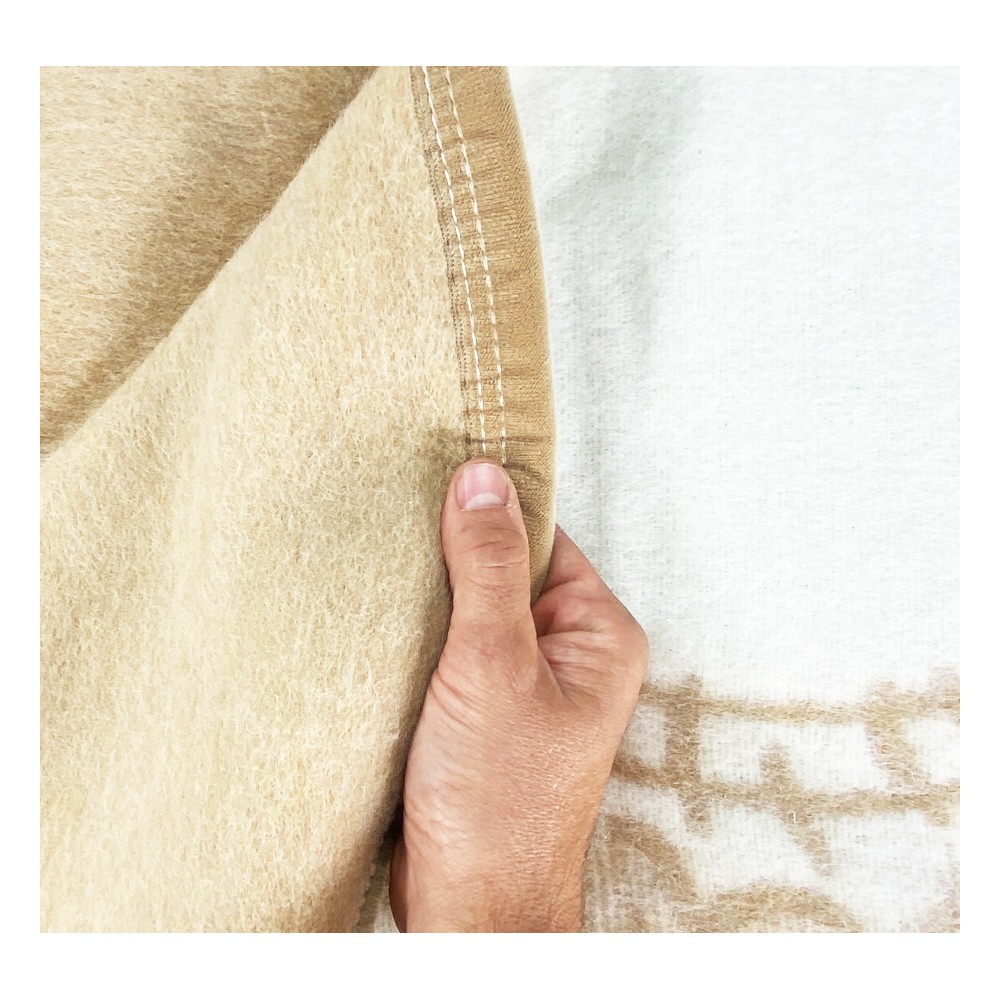 WINTERDECKE AUS REINER WOLLE MIMOSA-ANIROS Made in Italy