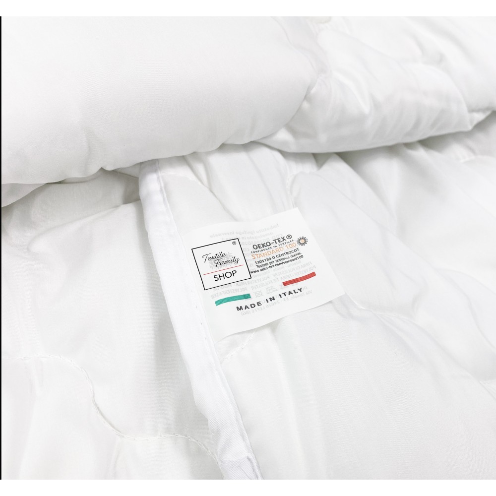 FLAMMHEMMENDE SYNTHETISCHE DAUNENJACKE FÜR DEN SOMMER Schwer entflammbar Made in Italy ZUGELASSEN