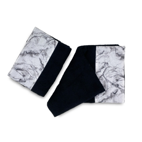 asciugamani neri con bordo in marmo bianco
