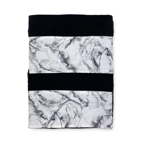 Serviettes noires avec bordure en marbre blanc