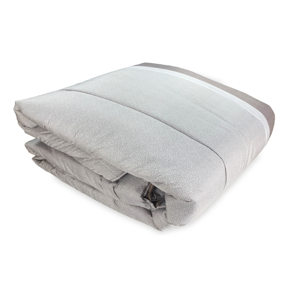 QUILTED BEDSPREAD WITH DOTTED BOW © Beige Made in Italy