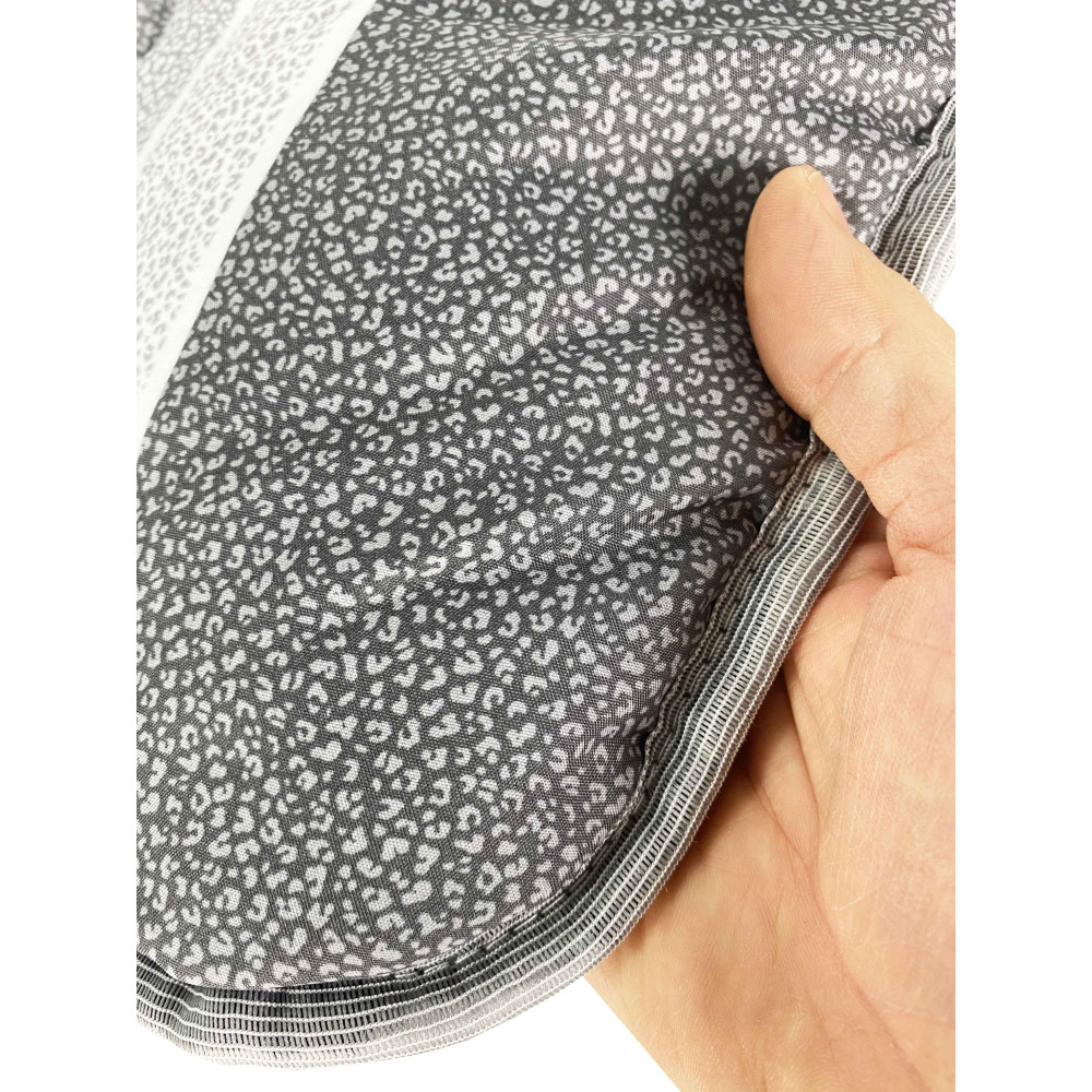 COLCHA ACOLCHADA CON LAZO © DE LUNARES Gris Made in Italy