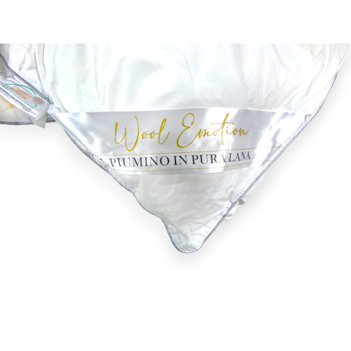 Winter Down Jacket in 100% Natural Pure Wool, Wool Emotion, Soft White Cotton Cover, Silver Profile, 500gsm