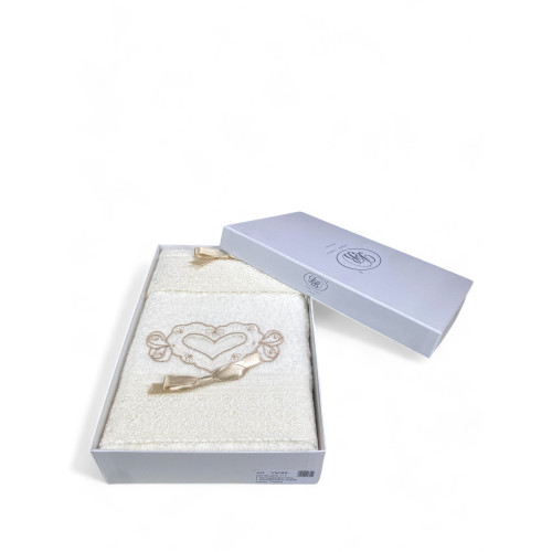 Set Asciugamani 1+1 Vanità Panna, Ricamo Cuore e Pizzo, Puro Cotone, Made in Italy, Idea Regalo, Confezione Elegante