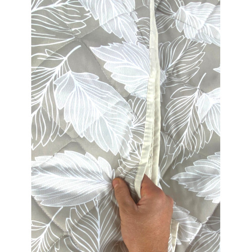 Beige Leaf Quilt - Tagesdecke aus weicher Mikrofaser für die Zwischensaison 100 gr/m² - Made in Italy, hypoallergen