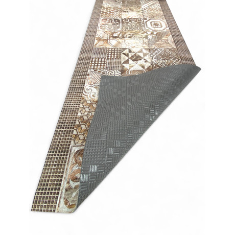 Détail de conception en majolique beige et structure en PVC antidérapante