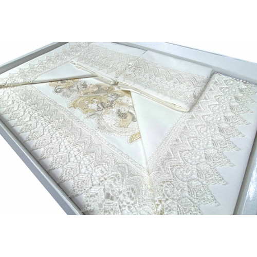 Bauletto Aurora – Completo Lenzuola Matrimoniali Puro Cotone & Copriletto con Pizzo Macramè Intarsiato – Made in Italy