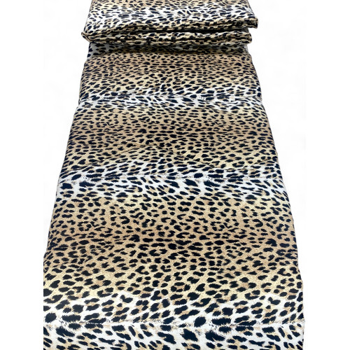 Kot Spotted Quilt - Détail du tissu 100 % coton à motif animalier