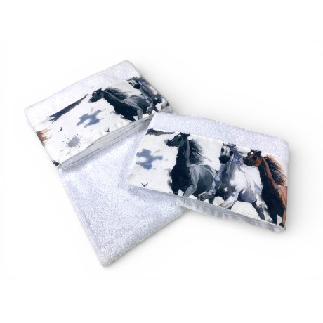 Set Asciugamani Cavalli Bianco 500 g/m² 100% Cotone | 1 Asciugamano 60x110 + 1 Ospite 40x60 con Balza Stampata