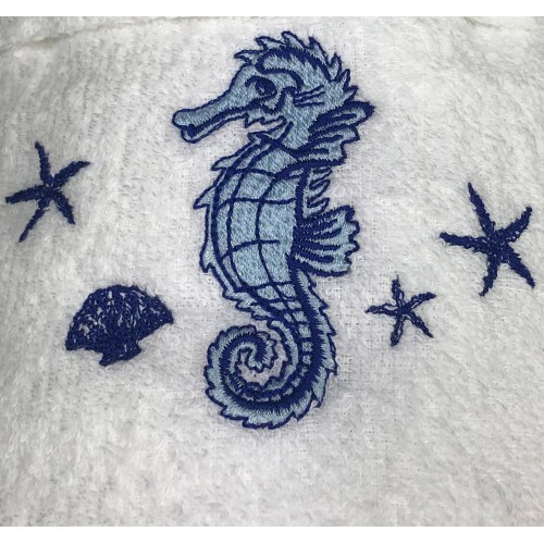 WHITE SEAHORSE BEACH TOWEL SET