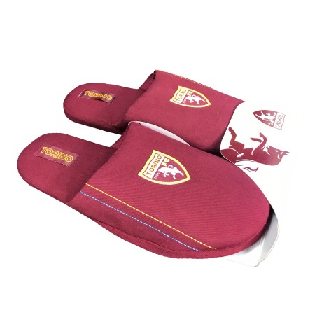CHAUSSONS EN TISSU LOGO OFFICIEL TORINO FC M TAILLE 41-42 et de la carte postale de TURIN EST