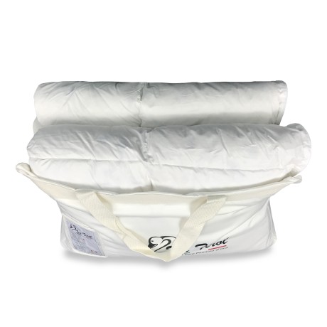 DUVET D'OIE TEX TIROL © MOLVENO HIVER 80% DUVET D'OIE ET 20% DE PLUMES D'OIE