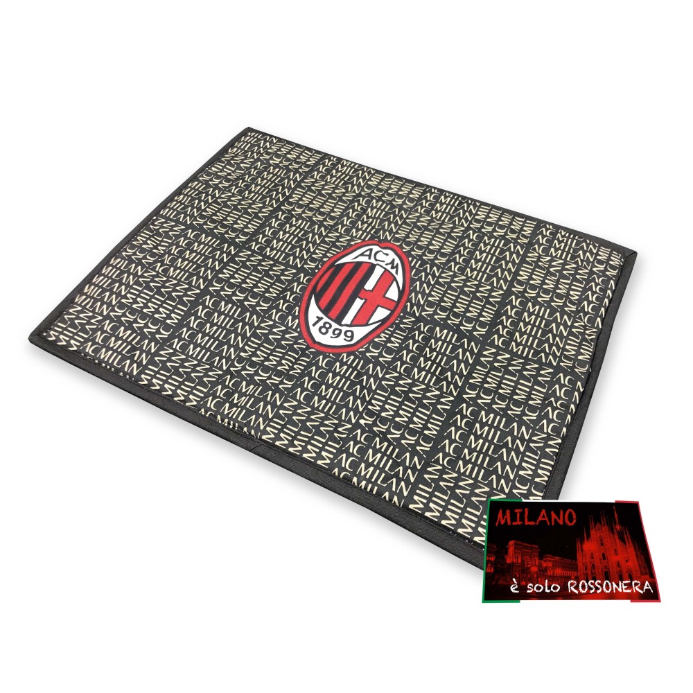 SET de table petit DÉJEUNER AMÉRICAIN A. C. MILAN FOOTBALL OFFICIEL et une carte postale de MILAN EST à SEULEMENT SET de table petit DÉJEUNER AMÉRICAIN A. C. MILAN FOOTBALL OFFICIEL et une carte postale de MILAN EST à SEULEMENT