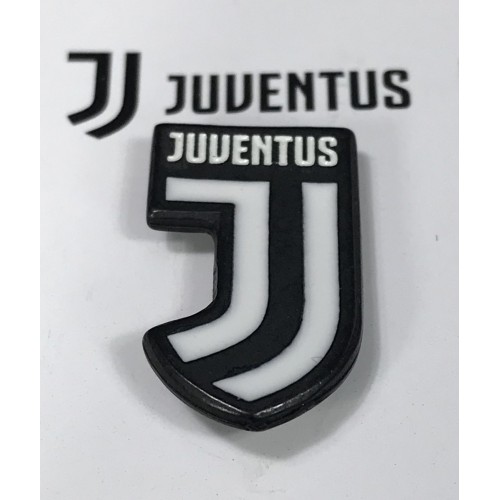 INSIGNE MÉTAL BROCHE F. C. de la JUVENTUS et de la carte postale de TURIN EST